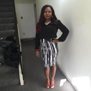 Meet your Posher, Tola